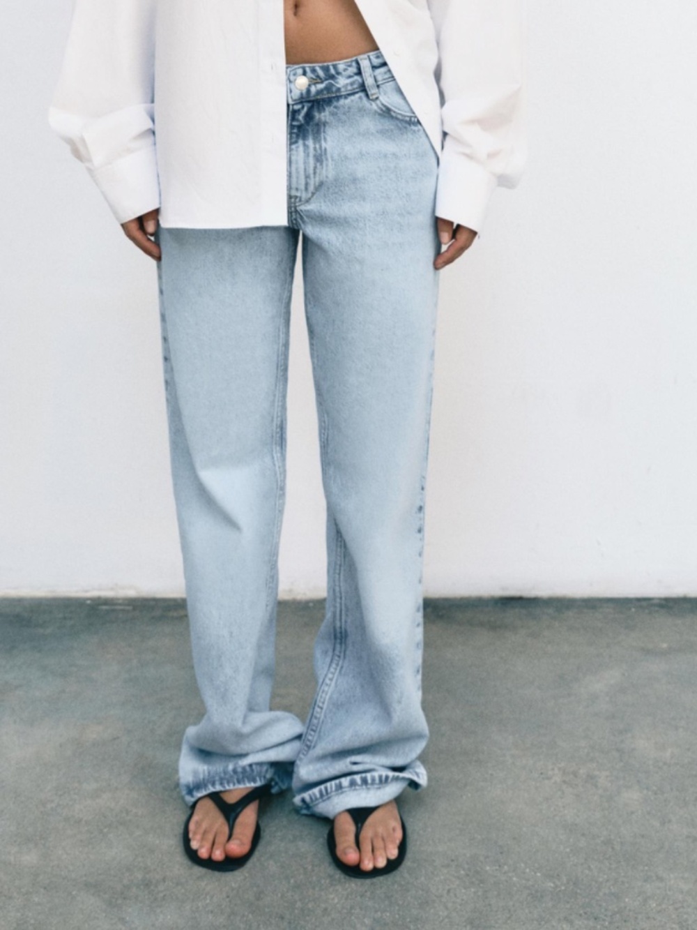 Women’s Zara Low Rise Straight Jeans